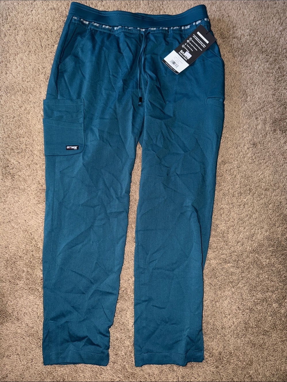 New! with tag Grey’s Anatomy medium petite scrub pants